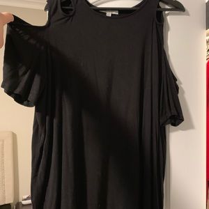 Green Envelope Tops - Cold shoulder top Green Envelope Tops - Cold shoulder top